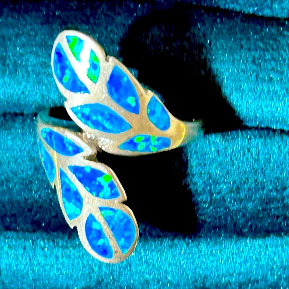 Nordstrom Blue Leaf Petal Ring